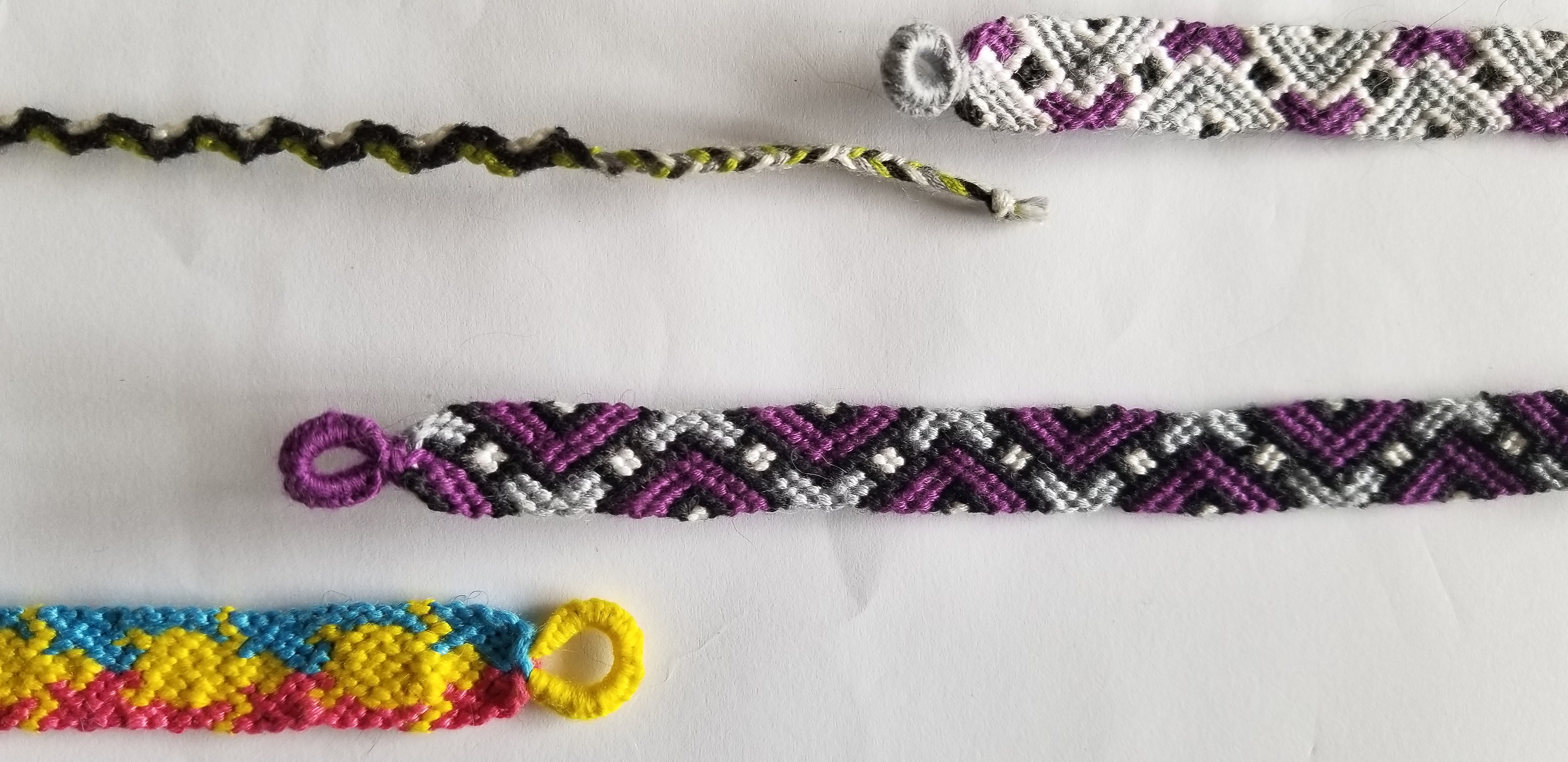 Bracelets pride, par Milou