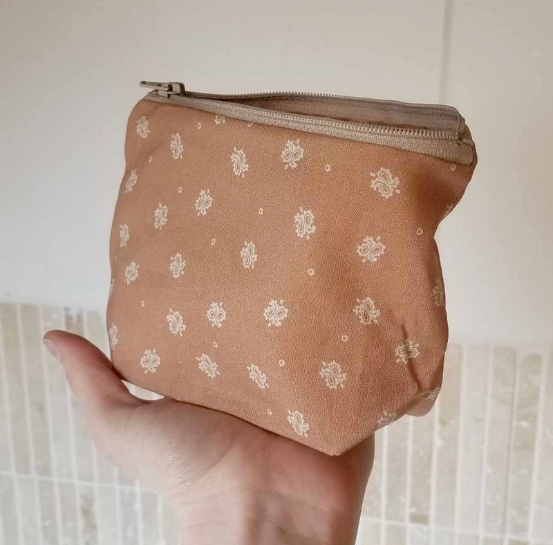 Trousse pastel Zukki, par Milou